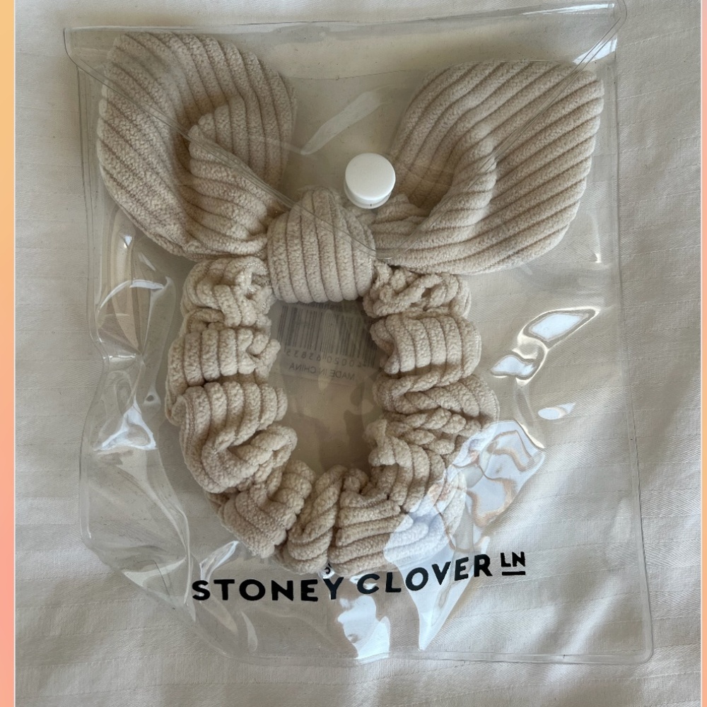 NWOT Never Used Stoney Clover Lane Bow Scrunchie
